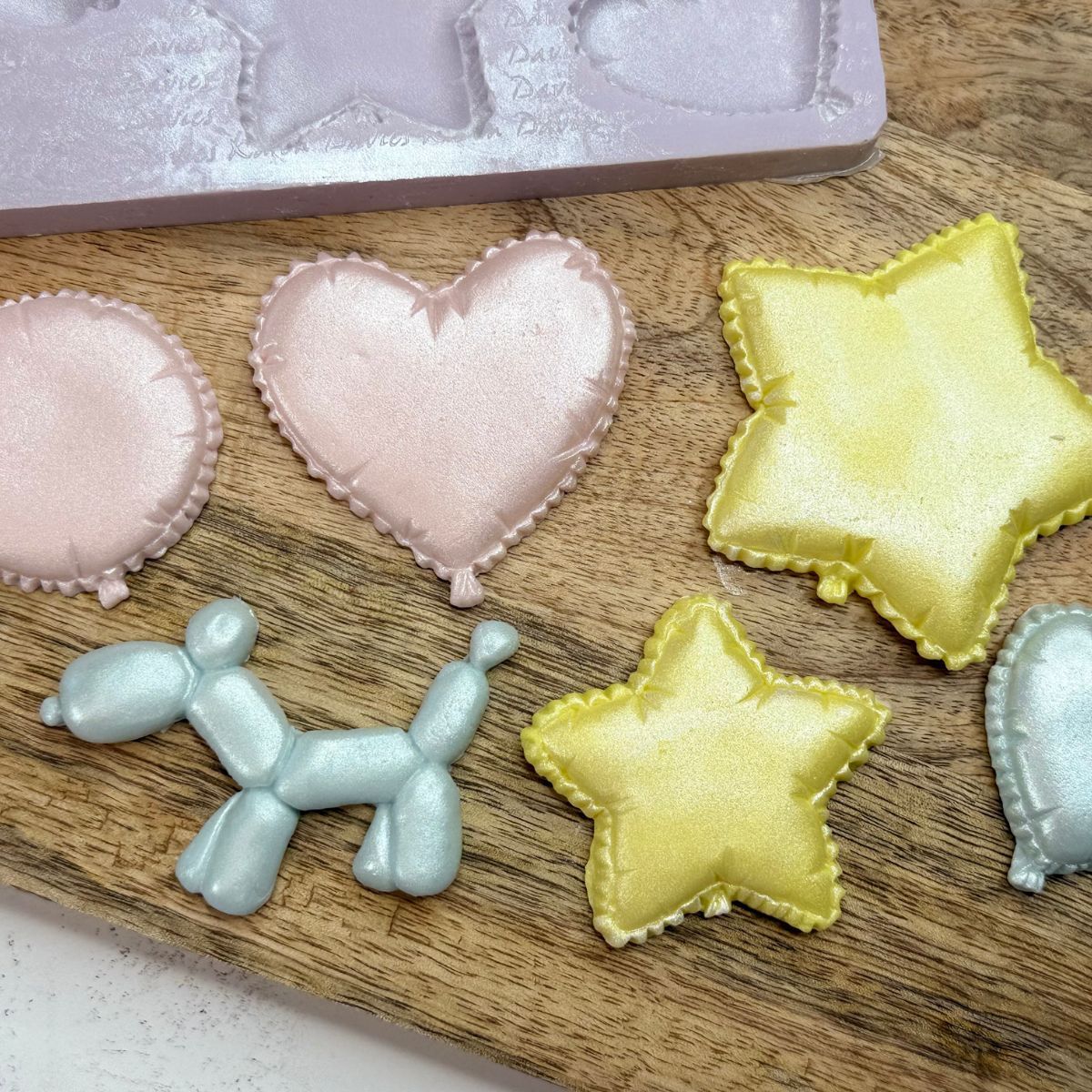 Karen_Davies_AC25230_Karen_Davies_Silicone_Mould_Balloons_2_jpg